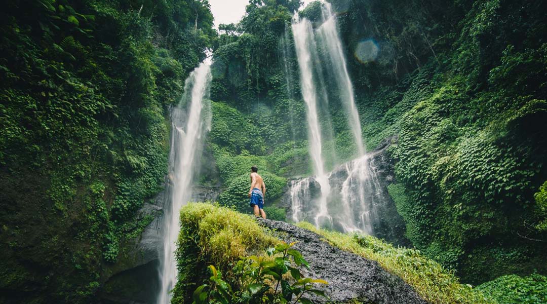 sekumpul_waterfall_travelntrip_02.jpg