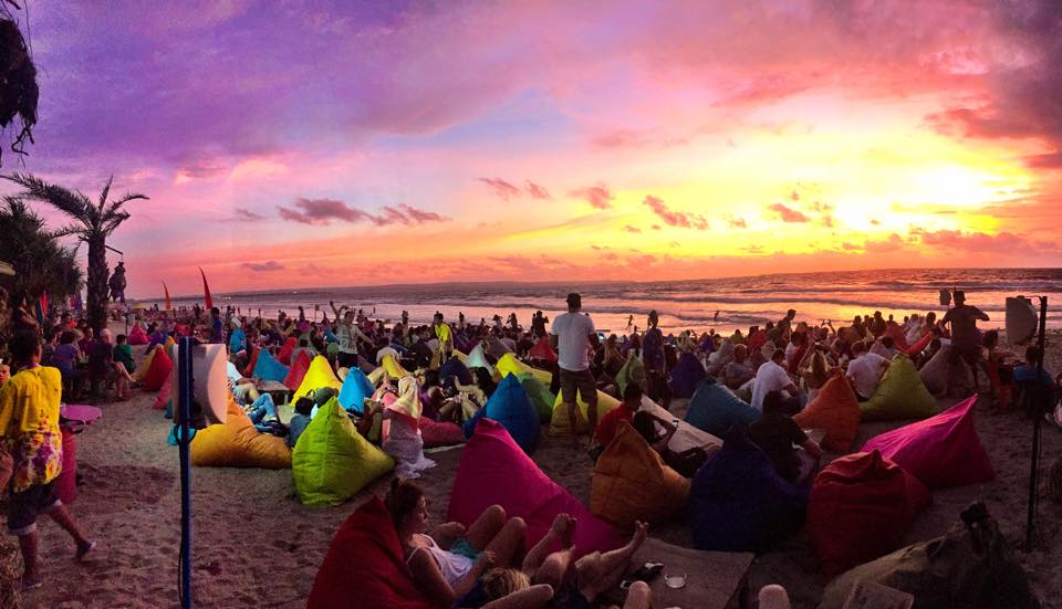 Pantai-Double-Six-Bali-3.jpg