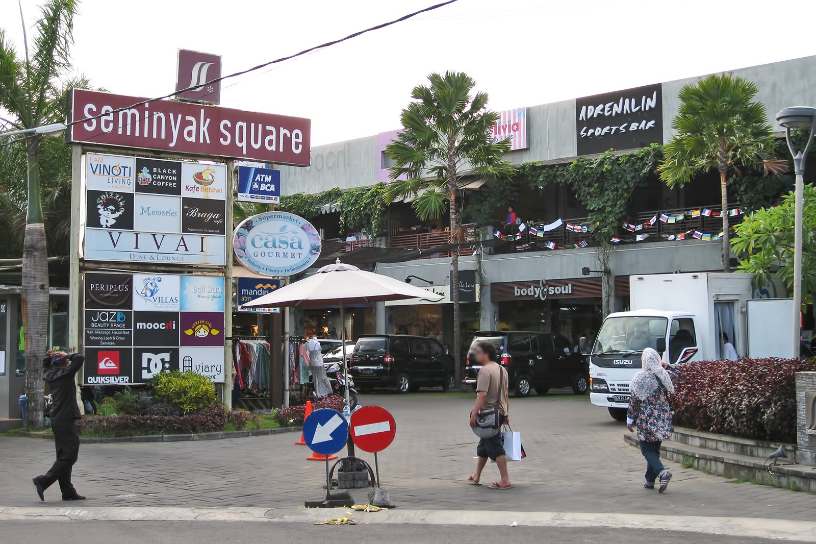 seminyak square1.jpg