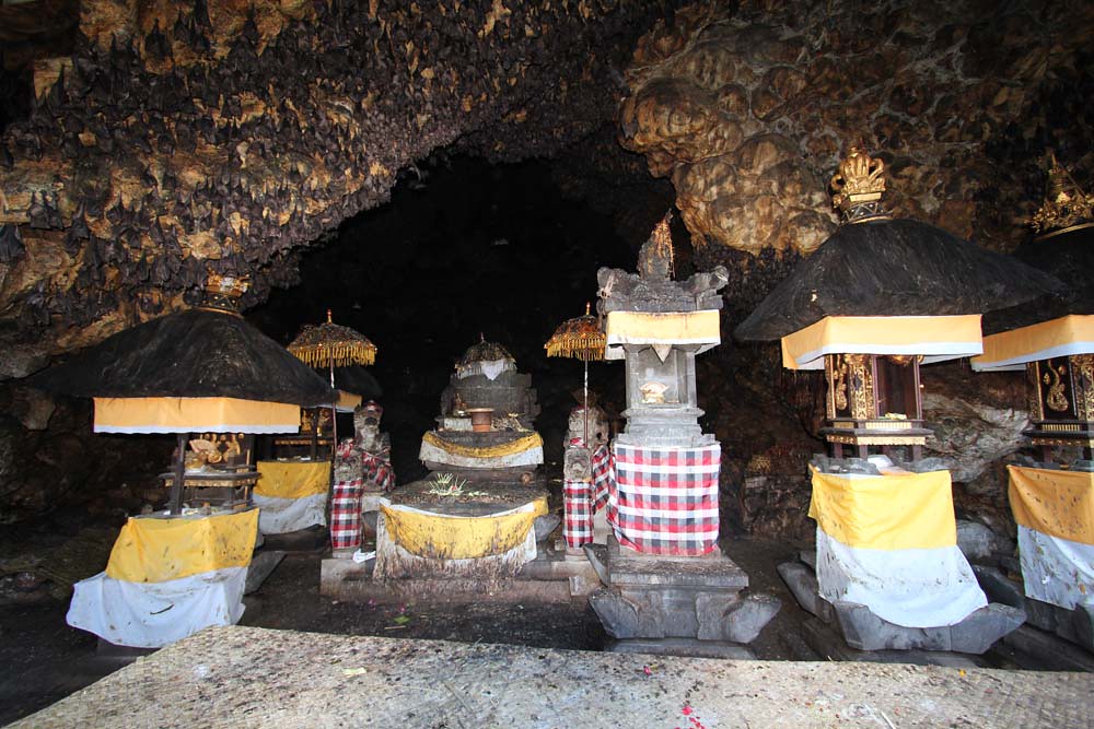 pura goa lawah1.jpg